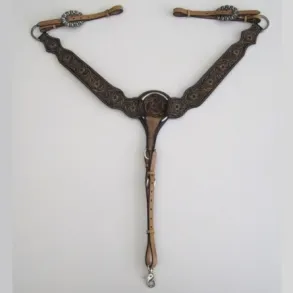SN Tack Fort�j med blomstertooling - M�rkt l�der